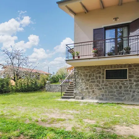 2 Bedroom In Holiday home Pescia